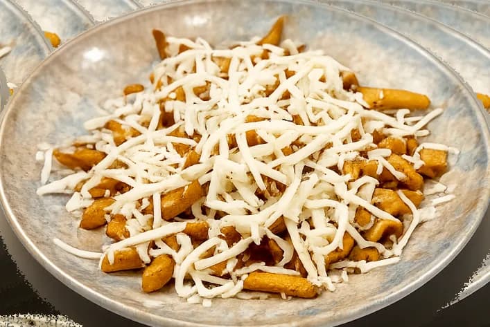 Пържени картофи със сирене