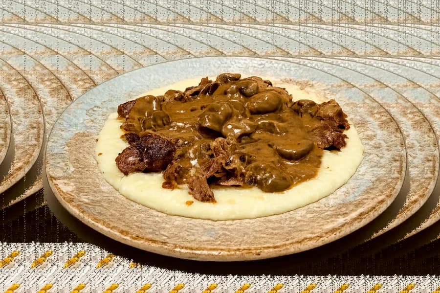 Телешки джолан със сос от манатарки